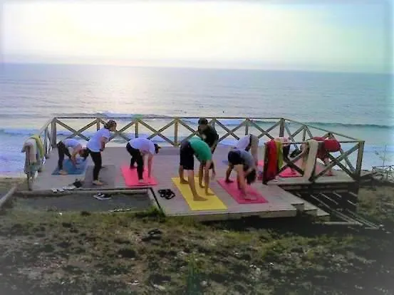 West Coast Surf אכסניה ארייה ברנקה