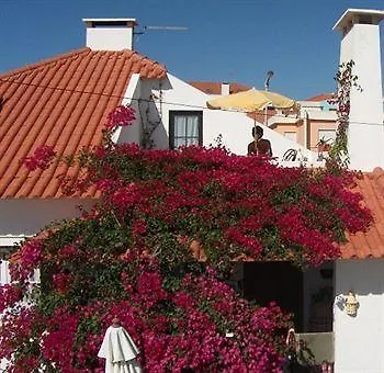 West Coast Surf אכסניה ארייה ברנקה